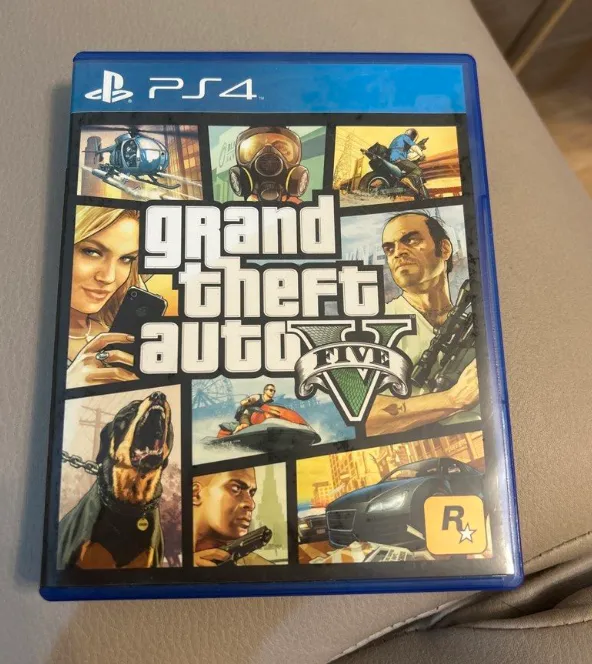Grand Theft Auto V PS4 Game